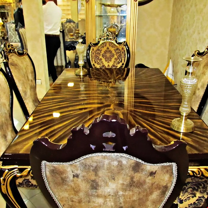 میز غذا خوری کاملیا